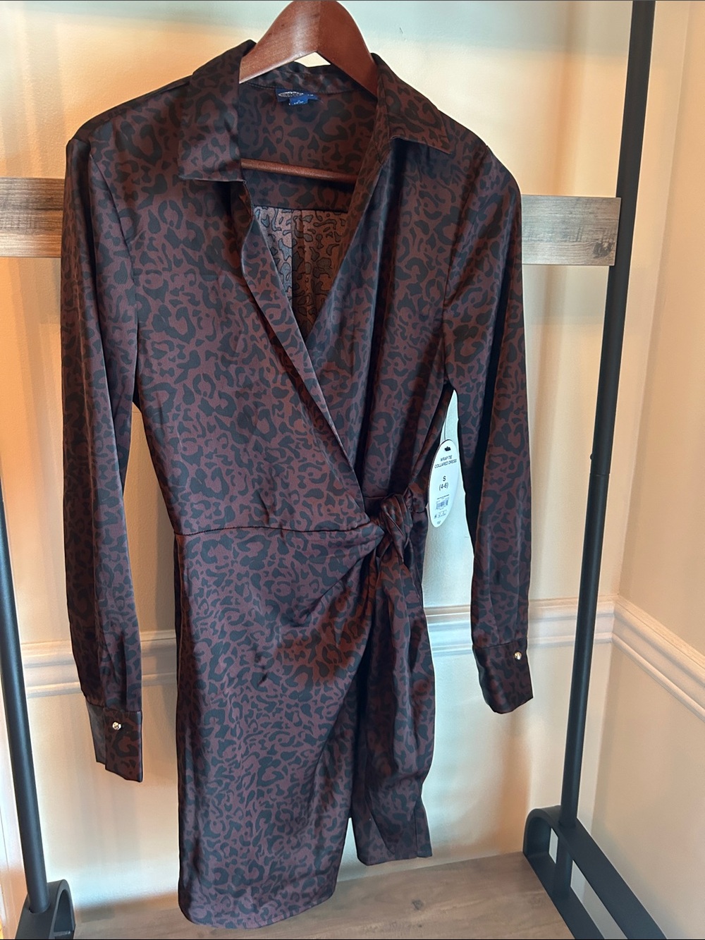 Scoop burgundy/black Leopard Print Long Sleeve Wrap Dress